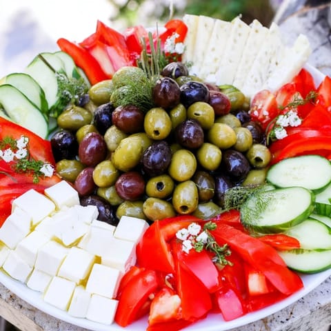 Colombe de la Paix Platter