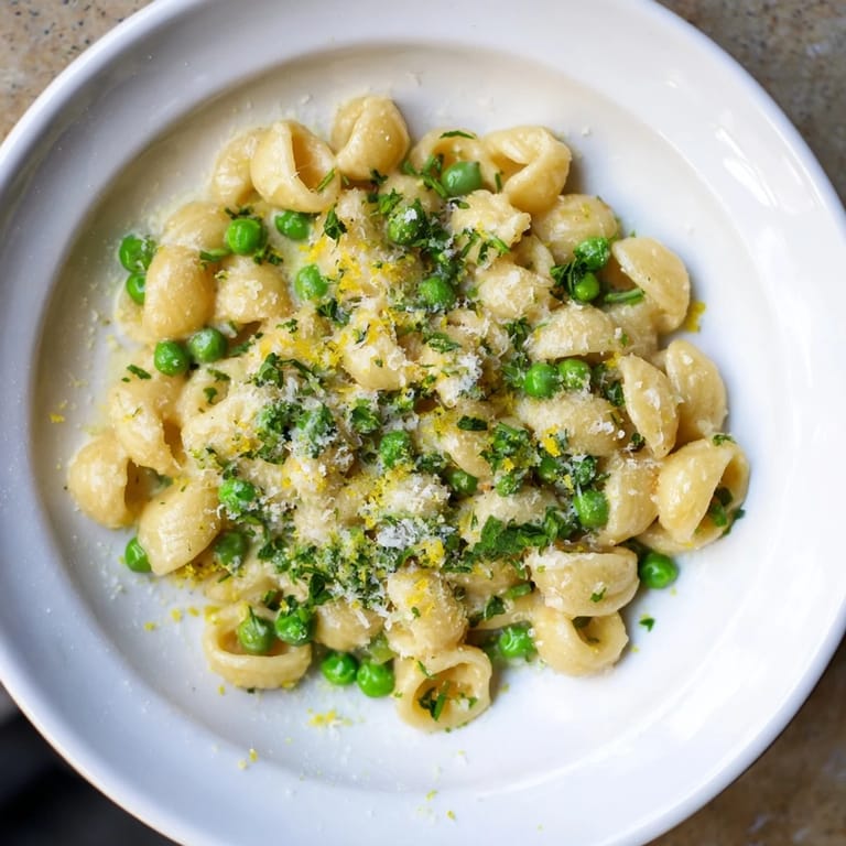 A delicious, comforting plate of Garlic Butter Ditalini with Peas, perfect vegetarian weeknight meal.